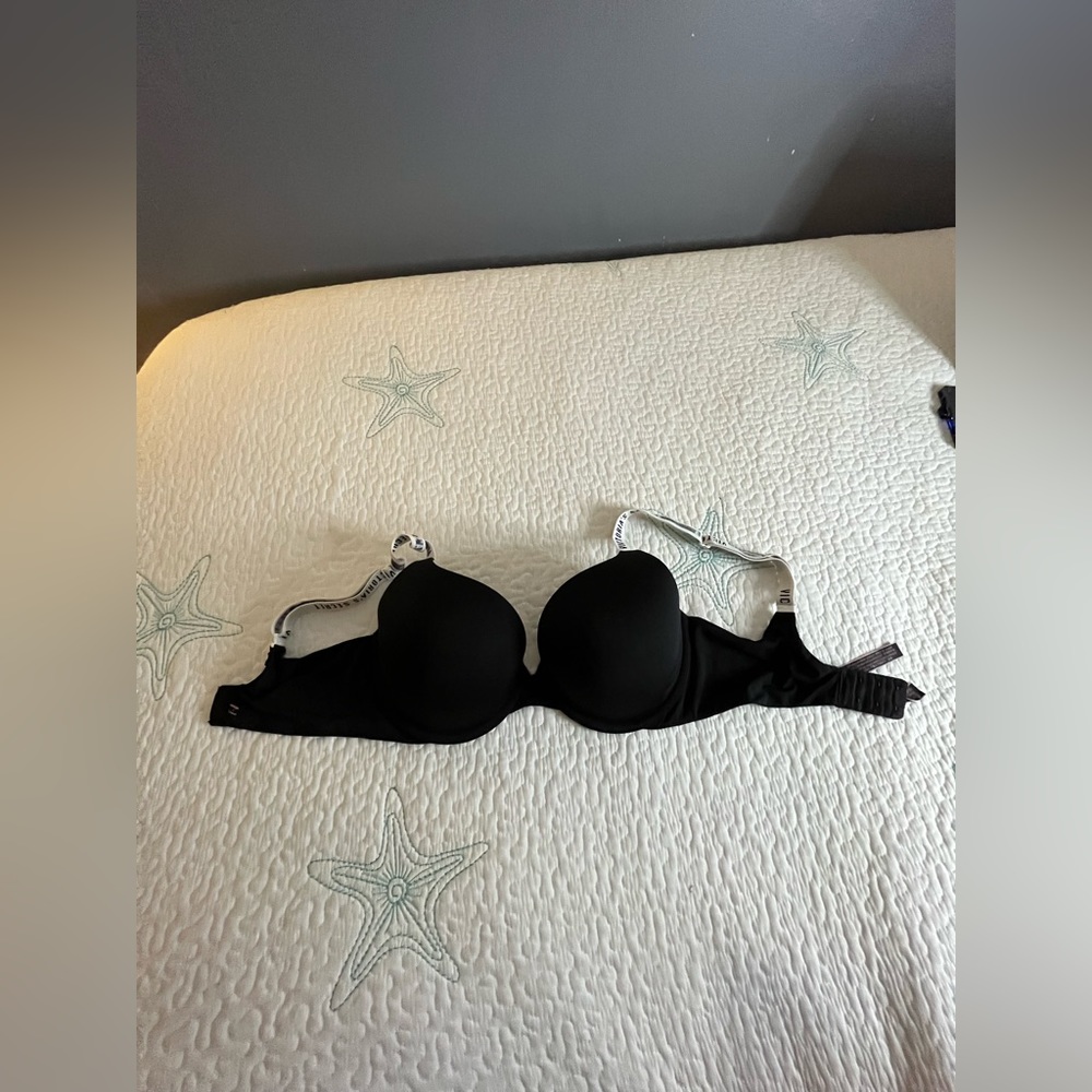 Victorias Secret Semipush T-Shirt Bra